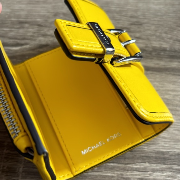 MK Colby Leather Wallet NWT - Picture 3 of 7